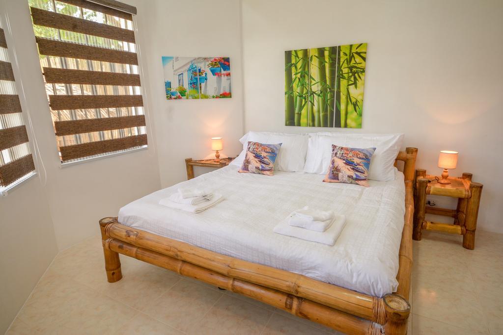 Hilltop Pool And Villa Puerto Princesa Ngoại thất bức ảnh