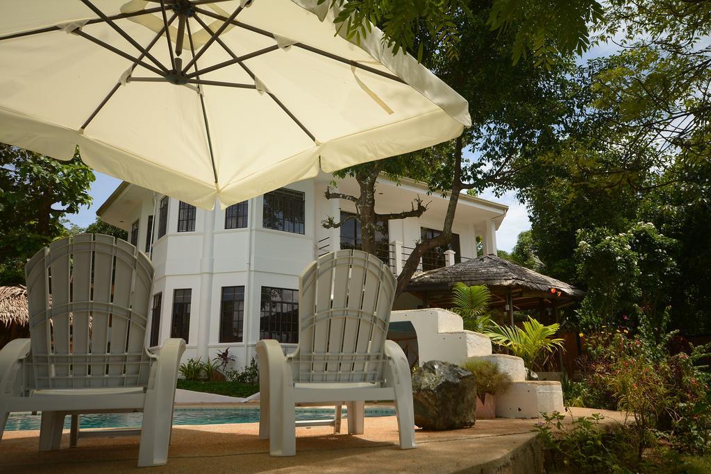 Hilltop Pool And Villa Puerto Princesa Ngoại thất bức ảnh