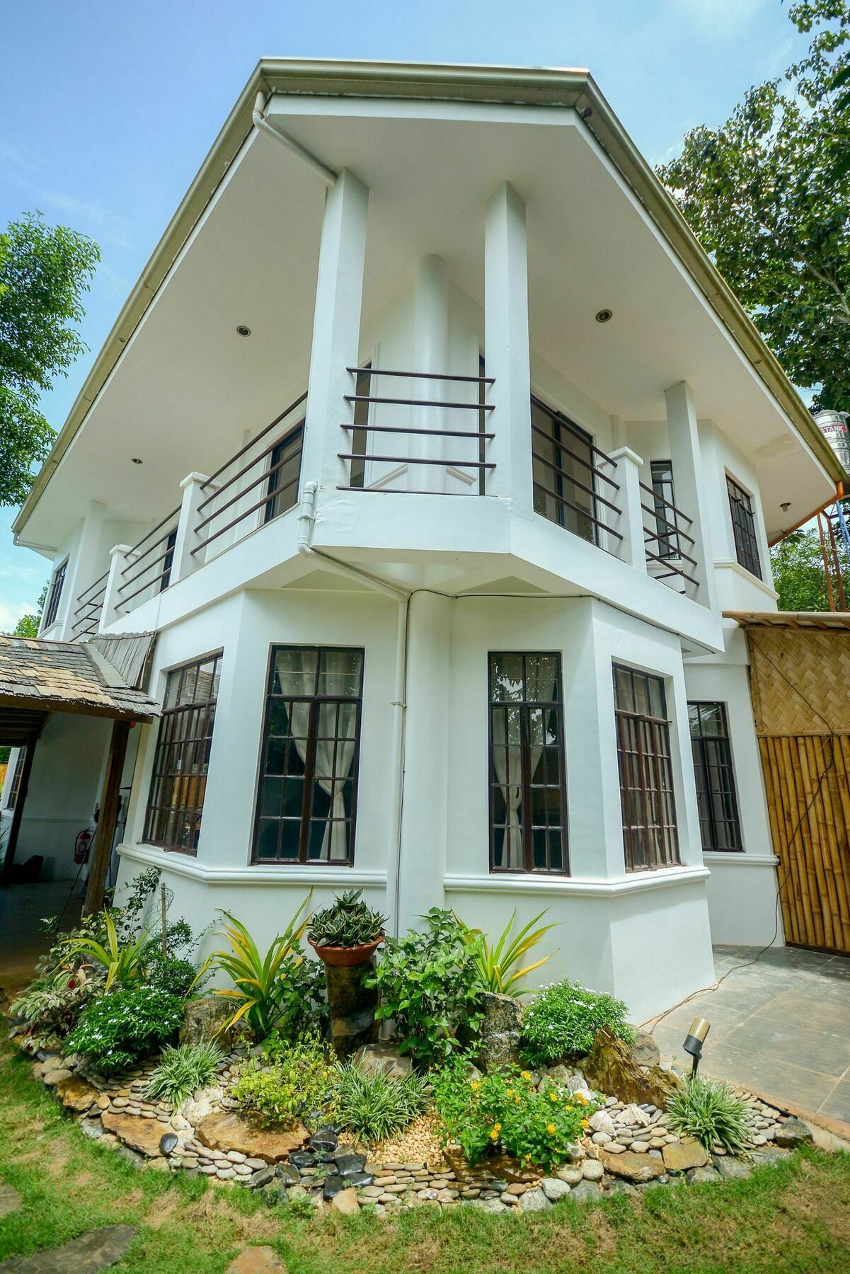 Hilltop Pool And Villa Puerto Princesa Ngoại thất bức ảnh
